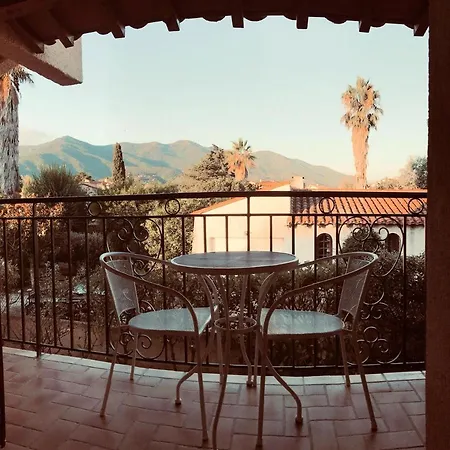 La Maison Des Alberes Villa